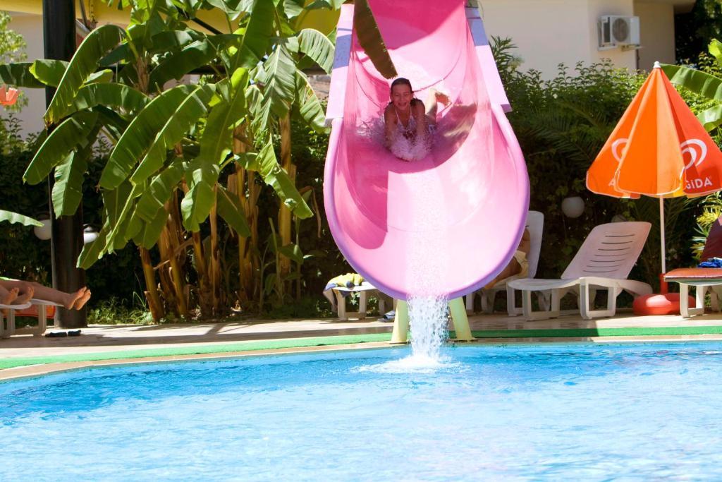 Melek Apart Hotel Fethiye Exterior photo